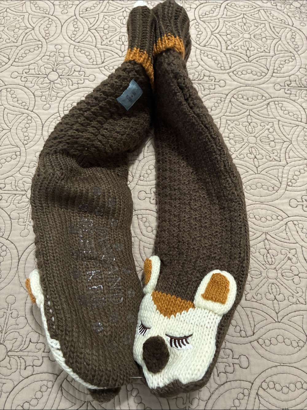 JANE AND BLEECKER NWT Ladies’ Brown & Cream Colored Bear Slipper Socks One Size. - Picture 6 of 10